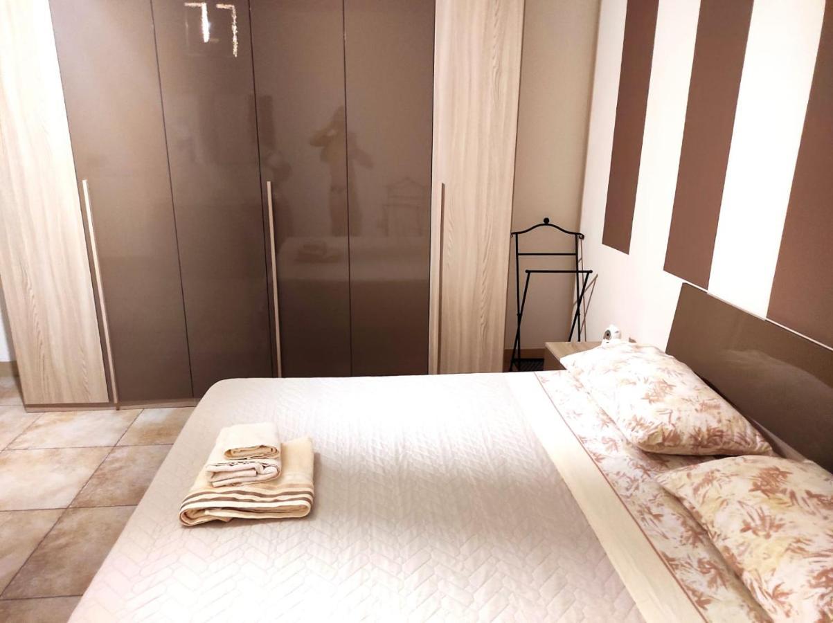 Dadilo - Casa Vacanza & Bed And Breakfast 쿤투르시 외부 사진